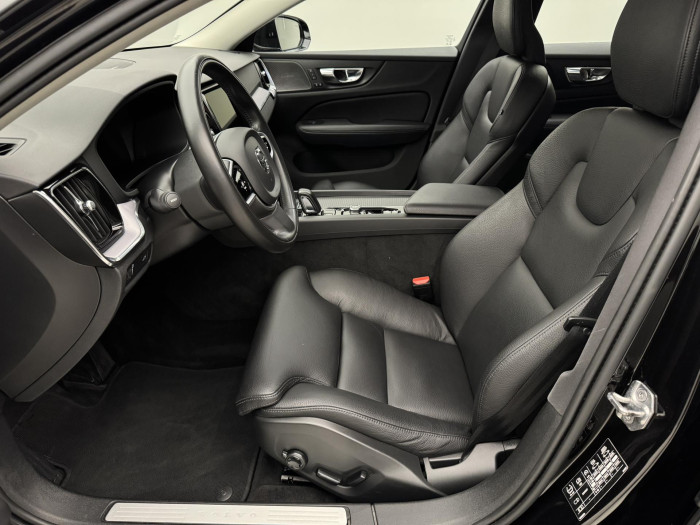 Volvo V60 B4 MOMENTUM POLESTAR AUT 2.0 Momentum