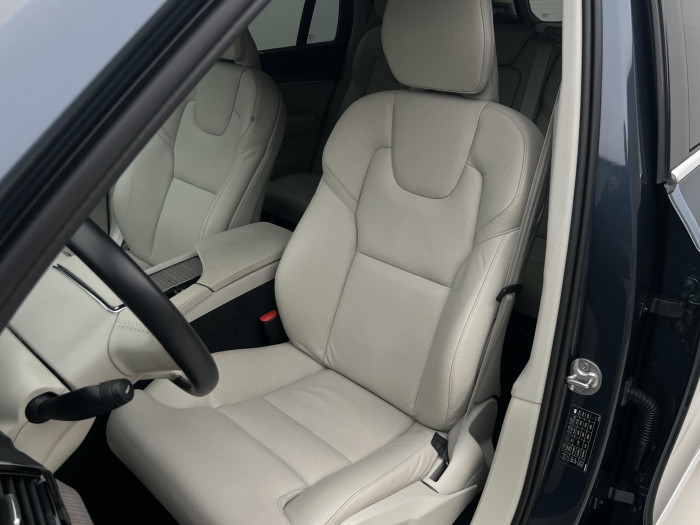 Volvo XC90 B6 AWD PLUS BRIGHT 7MÍST CZ