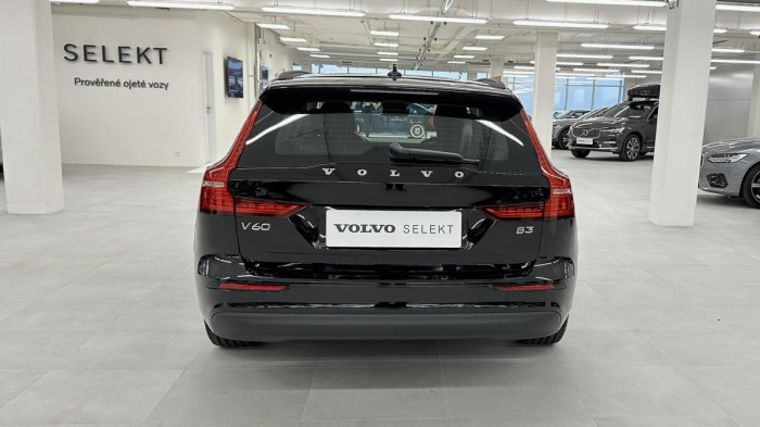Volvo V60 B3 CORE AUT REZERVACE