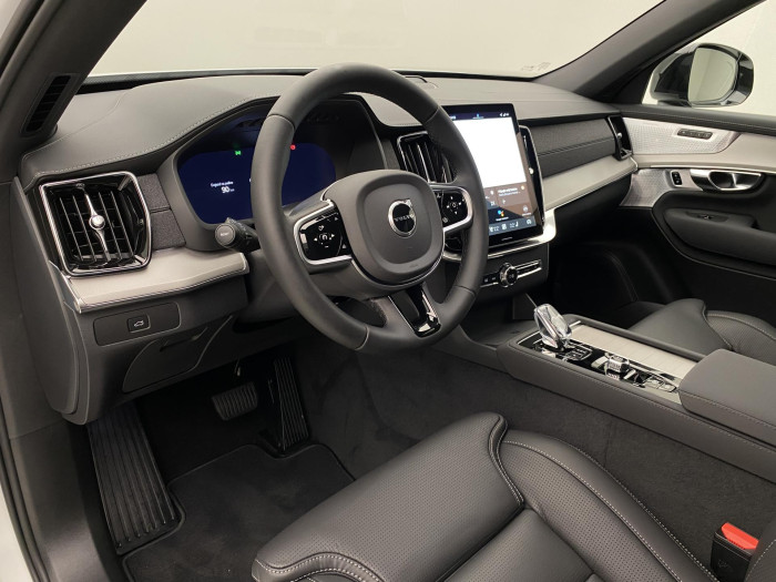 Volvo XC90 B5 AWD BLACK EDITION PLUS 7