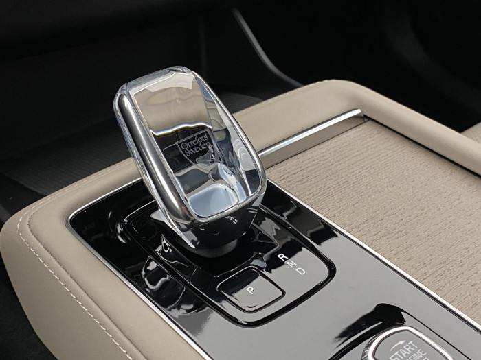 Volvo XC90 T8 AWD RECHARGE DARK PLUS 7m