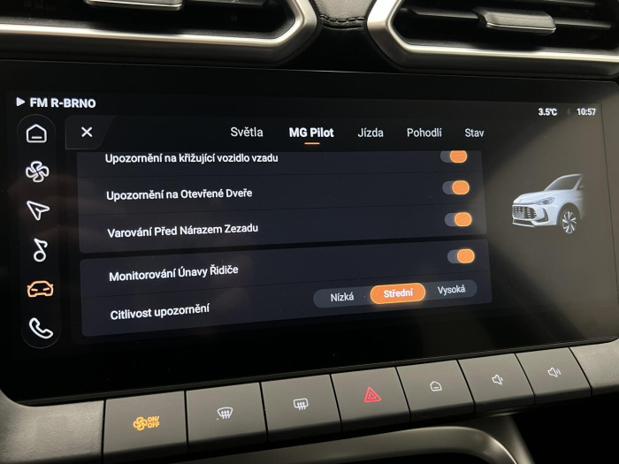 MG ZS 1.5 EXCLUSIVE HYBRID+ AUT CZ 1.5 Exclusive