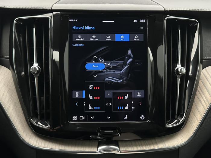 Volvo XC60 B4 AWD INSCRIPTION AUT