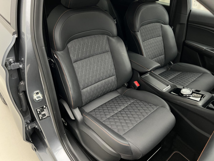 MG MG3 EXCLUSIVE HYBRID+ AUT CZ 1.maj 1.5 Exclusive