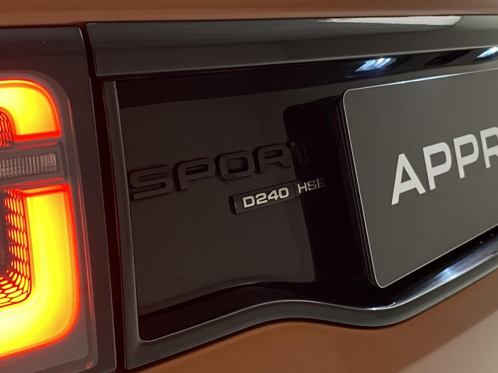 Land Rover Discovery Sport D240 HSE R-DYNAMIC AWD AUT CZ 2.0 d Dynamic