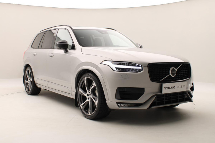 Volvo XC90 B5 AWD ULTIMATE DARK REZERVACE