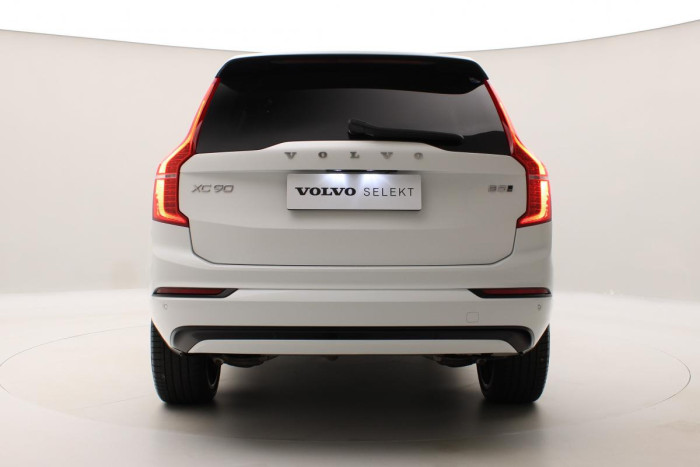 Volvo XC90 B5 AWD R-DESIGN AUT REZERVACE