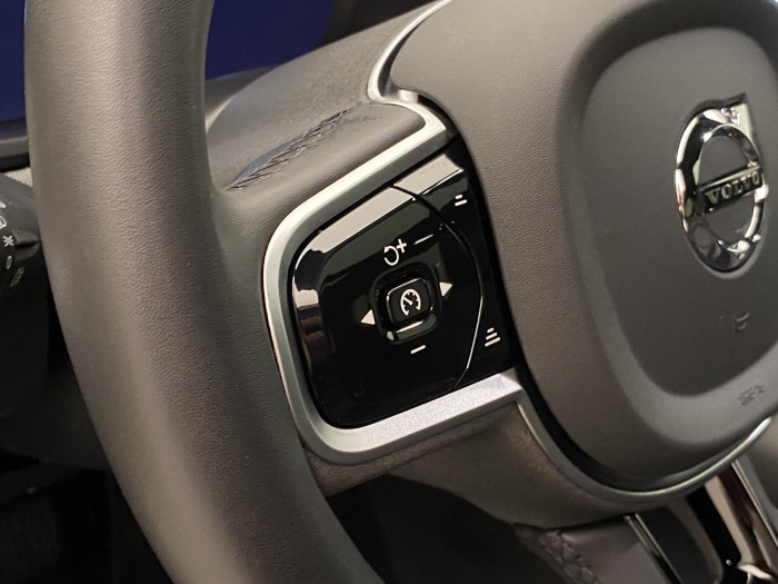 Volvo V90 T6 AWD PLUG-IN DARK ULTRA