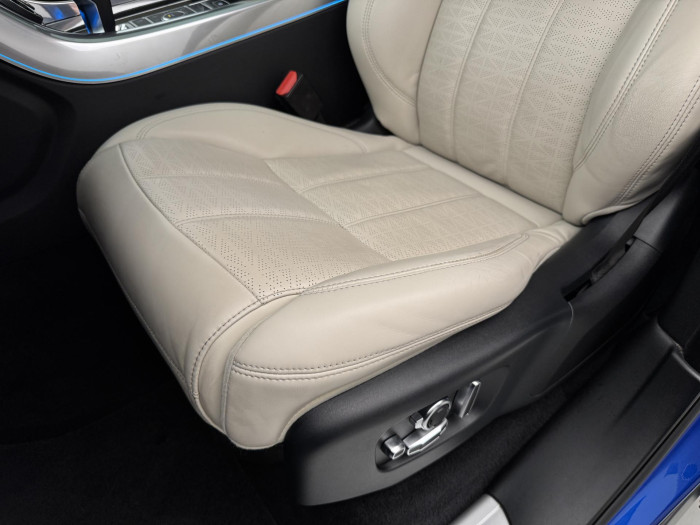 Land Rover Range Rover Sport P525 AUTOBIOGRAPHY REZERVACE