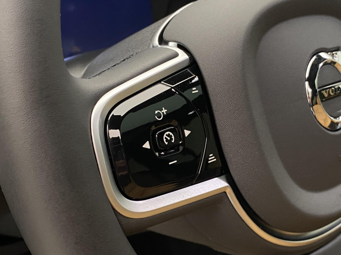 Volvo V60 B4 AUT DARK PLUS