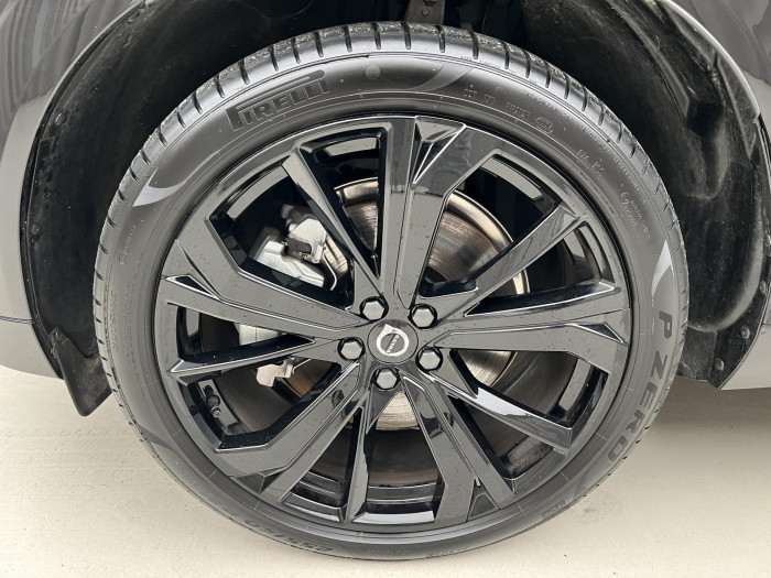Volvo XC60 T6 AWD RECHARGE BLACK EDITION 2.0 Edition