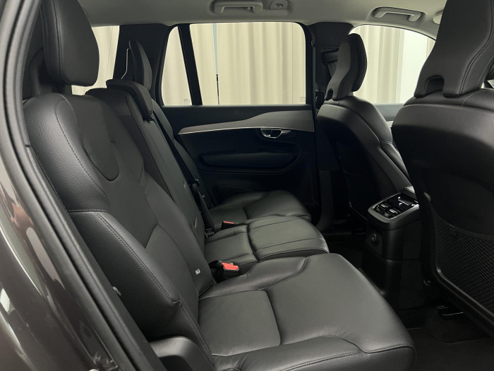 Volvo XC90 T8 AWD RECHARGE CORE 7MÍST AUT