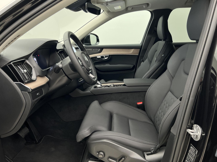 Volvo XC90 B5 AWD PLUS BRIGHT 7MÍST CZ