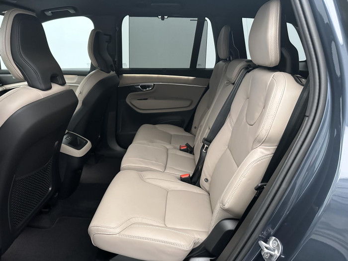 Volvo XC90 B5 AWD AUT DARK PLUS 7míst