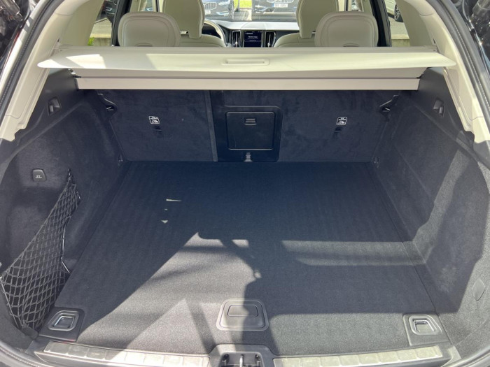 Volvo XC60 B5 AWD INSCRIPTION Aut 1.maj.