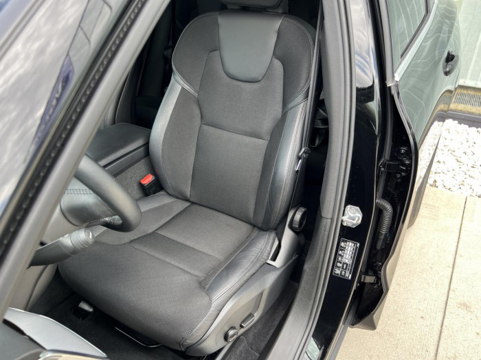 Volvo XC60 B4 AWD MOMENTUM Aut 1.maj. 2.0 Momentum