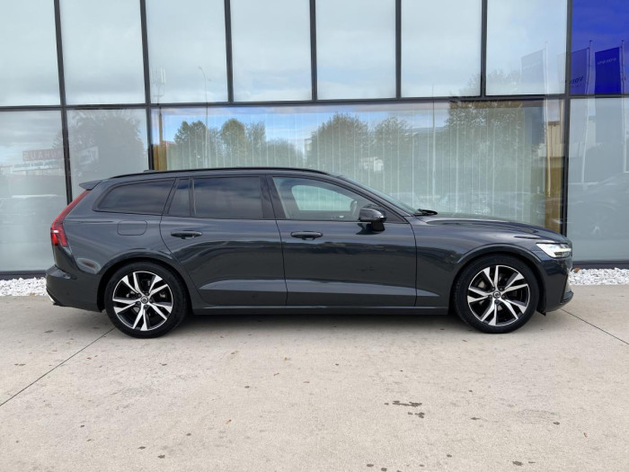 Volvo V60 D4 R-DESIGN NAVIGACE 1.maj. 2.0 d