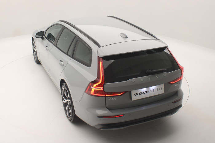 Volvo V60 B4 R-DESIGN AUT CZ