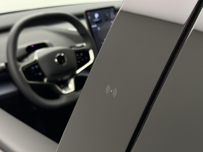 Volvo EX30 PURE ELECTRIC RECHAR. CORE RWD