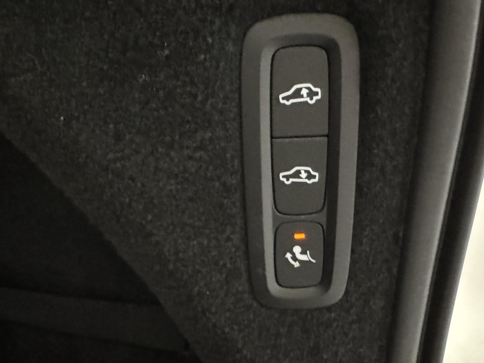 Volvo XC90 B5 AWD INSCRIPTION CZ 7M