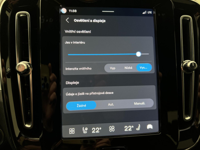 Volvo XC40 B3 DARK PLUS AUT