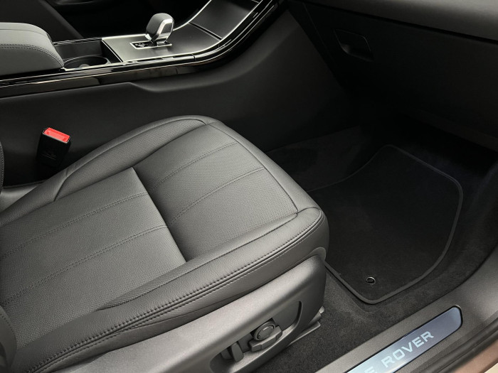 Land Rover Range Rover Evoque D200 DYNAMIC SE AWD Aut 2.0 d Dynamic SE