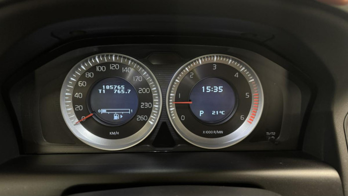Volvo XC60 D5 AWD SUMMUM REZERVACE 2.4 d Summum