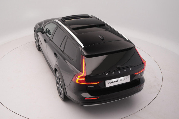 Volvo V60 CC B5 AWD ULTIMATE AUT 1.maj. 2.0 CC CC