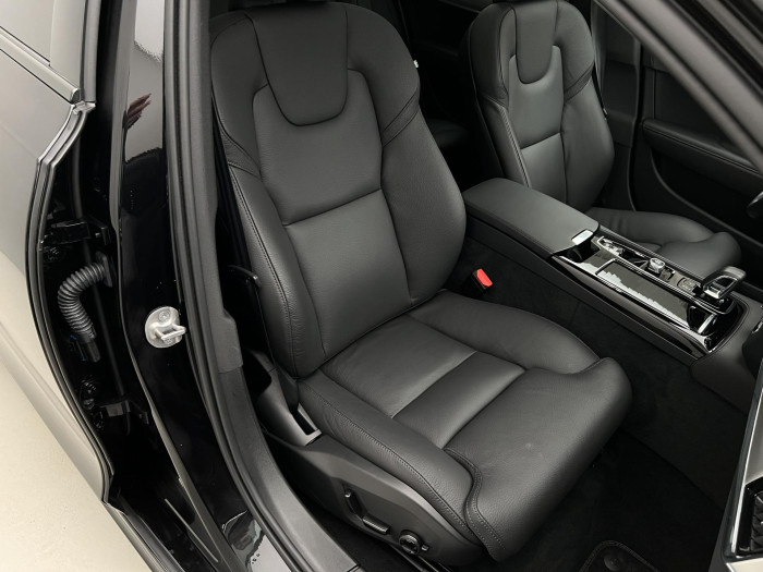 Volvo V90 T8 AWD RECHARGE ULTRA DARK AUT