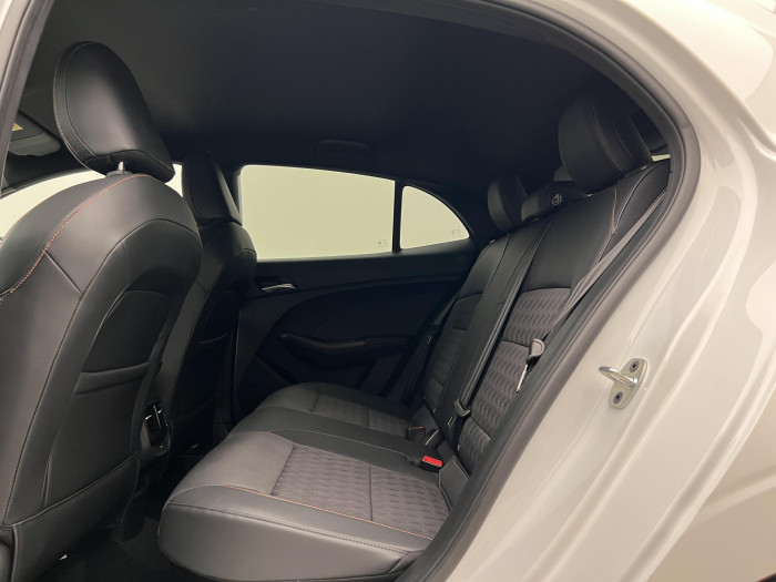 MG MG3 EXCLUSIVE HYBRID+ AUT CZ 1.maj 1.5 Exclusive