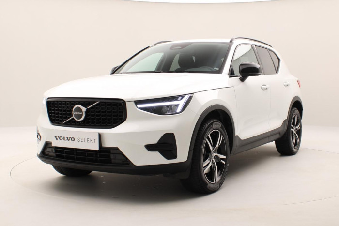 Volvo XC40 B3 DARK PLUS AUT CZ 1.maj