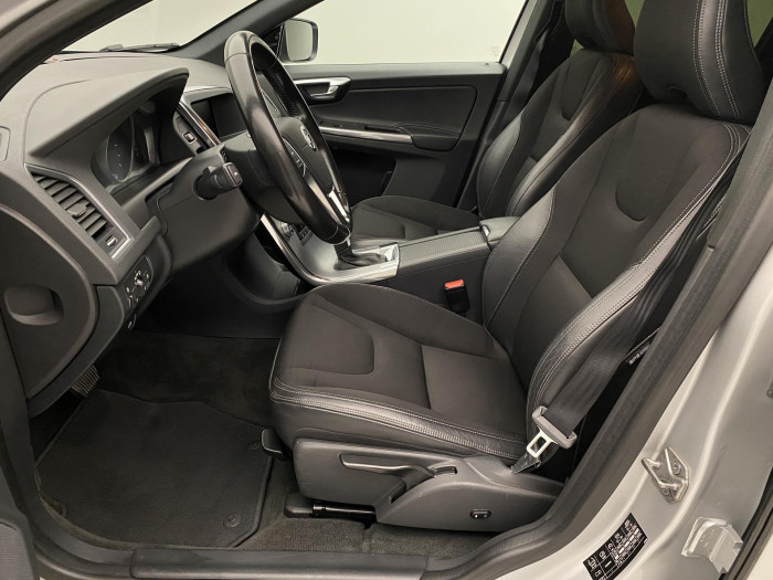 Volvo XC60 D4 AWD MOMENTUM AUT 2.4 d Momentum
