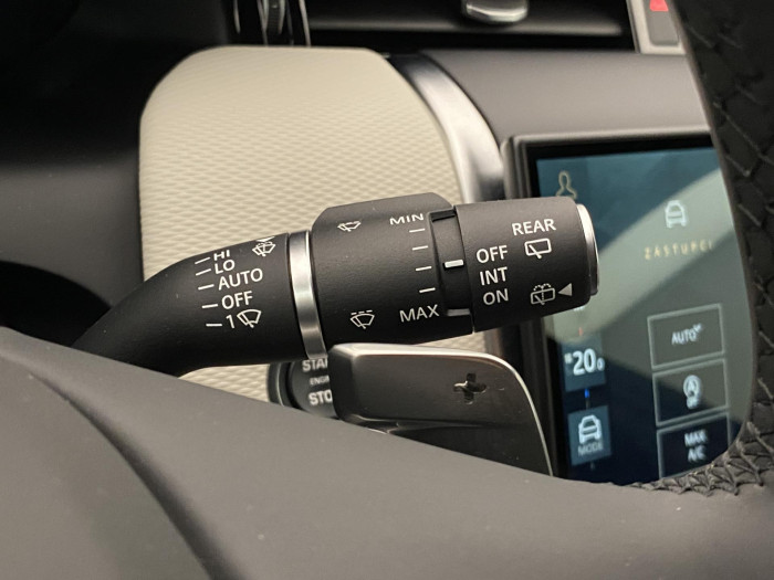 Land Rover Discovery Sport D200 SE DYNAMIC AWD CZ 1.maj 2.0 d SE Dynamic