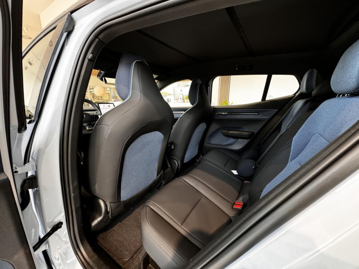Volvo EX30 PURE ELECTRIC RECH. ULTRA RWD