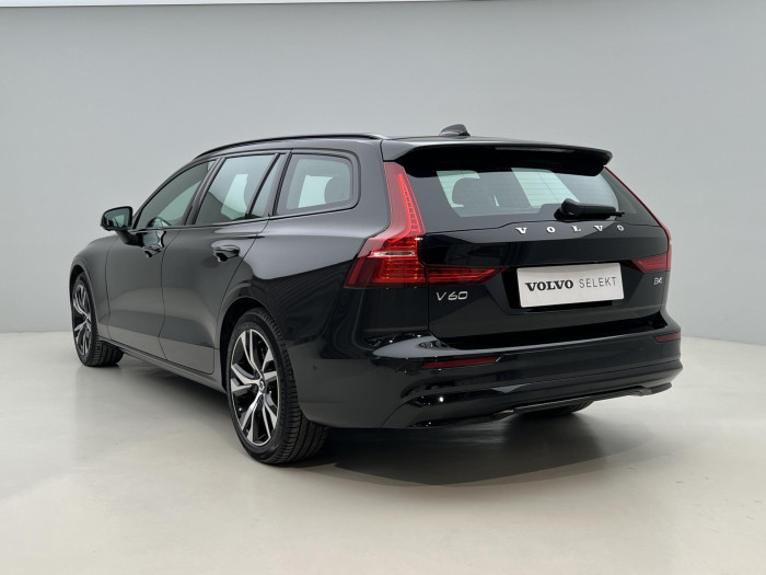 Volvo V60 B4 PLUS DARK AUT 1.maj.