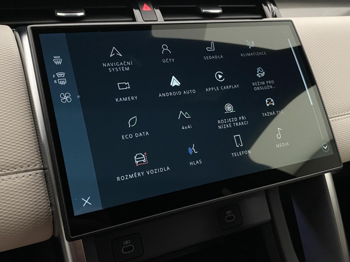 Land Rover Discovery Sport D200 R-DYNAMIC SE AWD AUT 2.0 d Dynamic SE