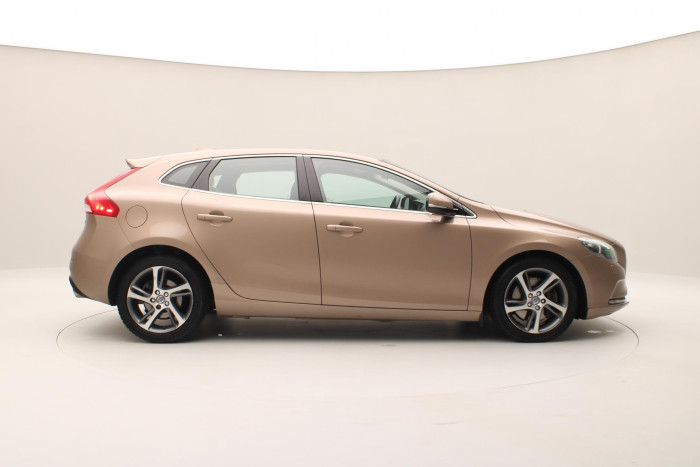 Volvo V40 D3 MOMENTUM 2.0 d Momentum