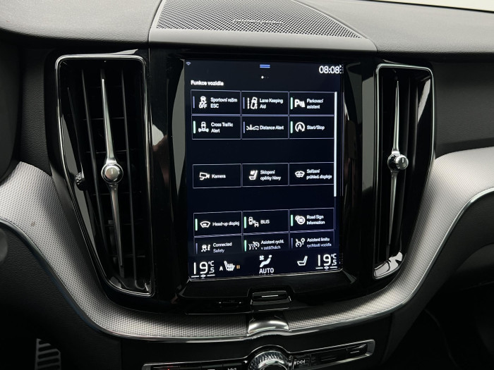 Volvo XC60 T4 R-DESIGN AUT