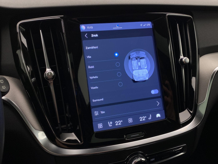 Volvo V60 T8 AWD RECHARGE DARK PLUS CZ