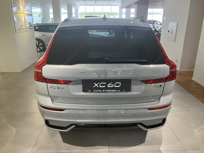 Volvo XC60 B5 AWD AUT DARK PLUS