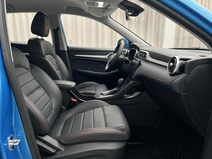 MG ZS 1.0T EXCLUSIVE AUT CZ 1.maj. 1.0 Exclusive