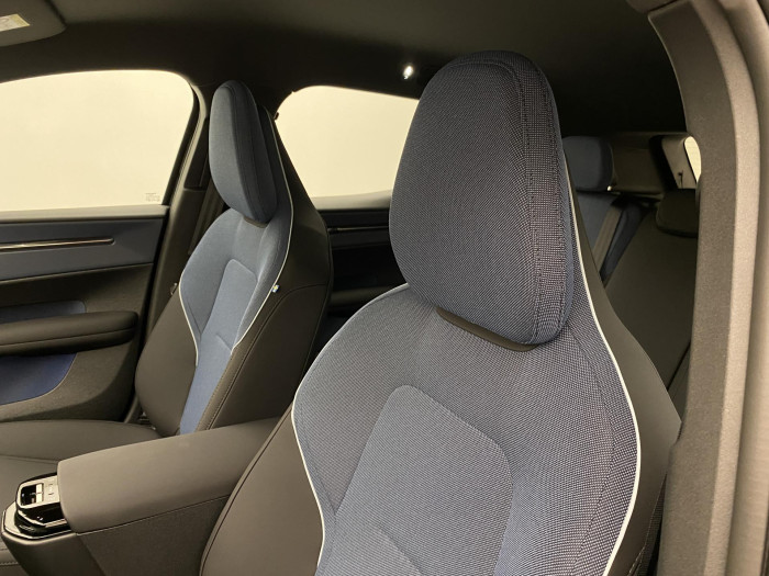 Volvo EX30 PURE ELECTRIC SINGLE PLUS