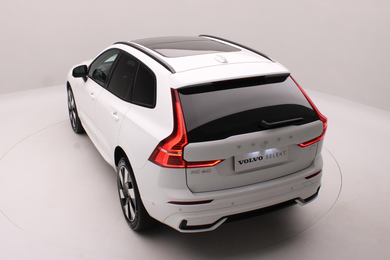Volvo XC60 T8 AWD DARK PLUS RECHARGE AUT