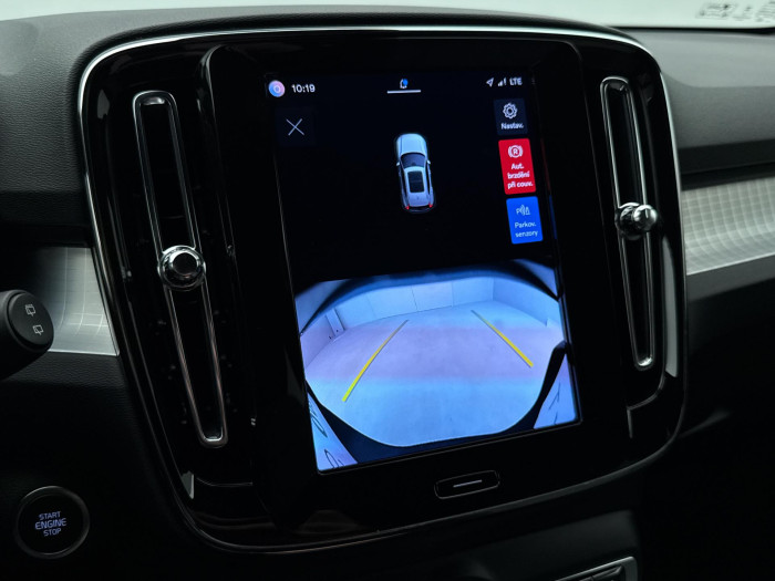 Volvo XC40 B3 CORE AUT CZ