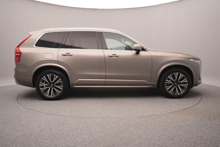 Volvo XC90 B5 AWD MOMENTUM PRO CZ 1.maj 2.0 Momentum