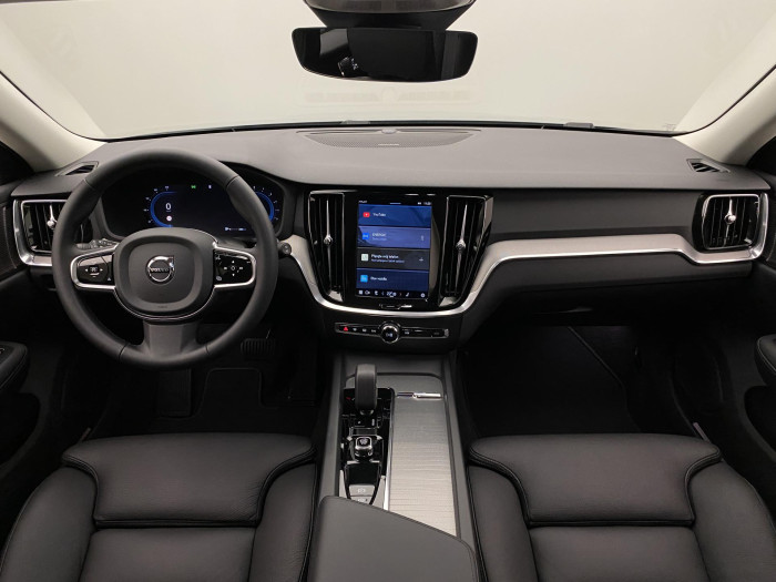 Volvo V60 CC B5 AWD PLUS AUT 1.maj