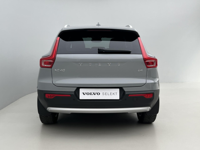Volvo XC40 B4 CORE AUT 1.maj.