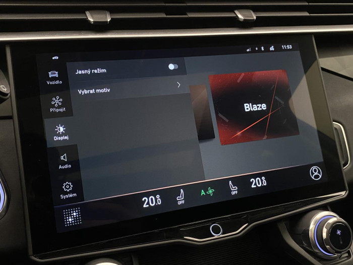 Lynk & Co 01 PHEV DCT AUT REZERVACE