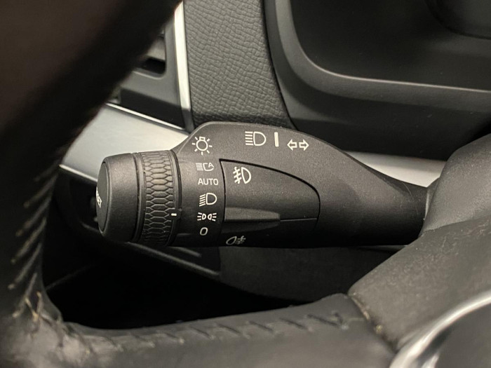 Volvo XC90 D5 AWD MOMENTUM AUT REZERVACE 2.0 d Momentum