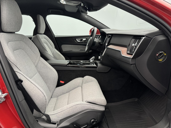 Volvo V60 T8 AWD INSCRIPTION